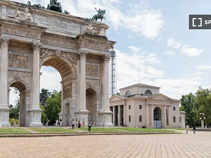 Immagine 16 di Appartamento in affitto  in Corso Sempione a Milano