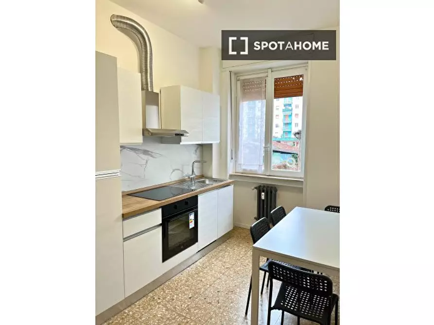 Immagine 4 di Appartamento in affitto  in Via Riva di Trento a Milano