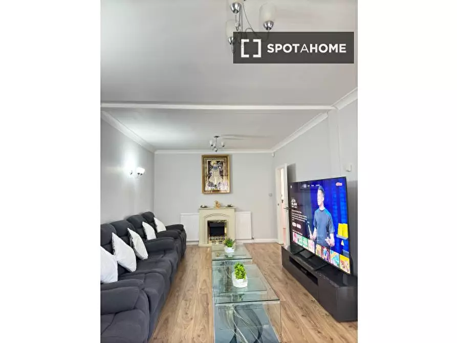 Immagine 3 di Appartamento in affitto  in Townsend Rd a Staines