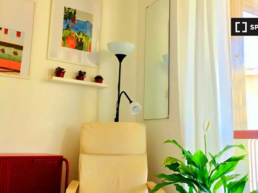 Immagine 3 di Camera condivisa in affitto  in Via Carlo Valvassori Peroni a Milano