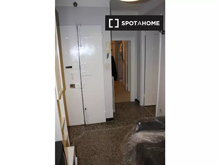 Immagine 11 di Camera condivisa in affitto  in Via di Prè a Genova