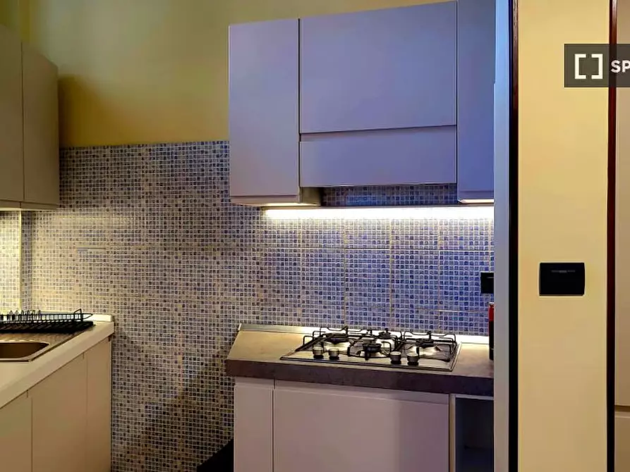 Immagine 5 di Appartamento in affitto  in Via Tavazzano a Milano