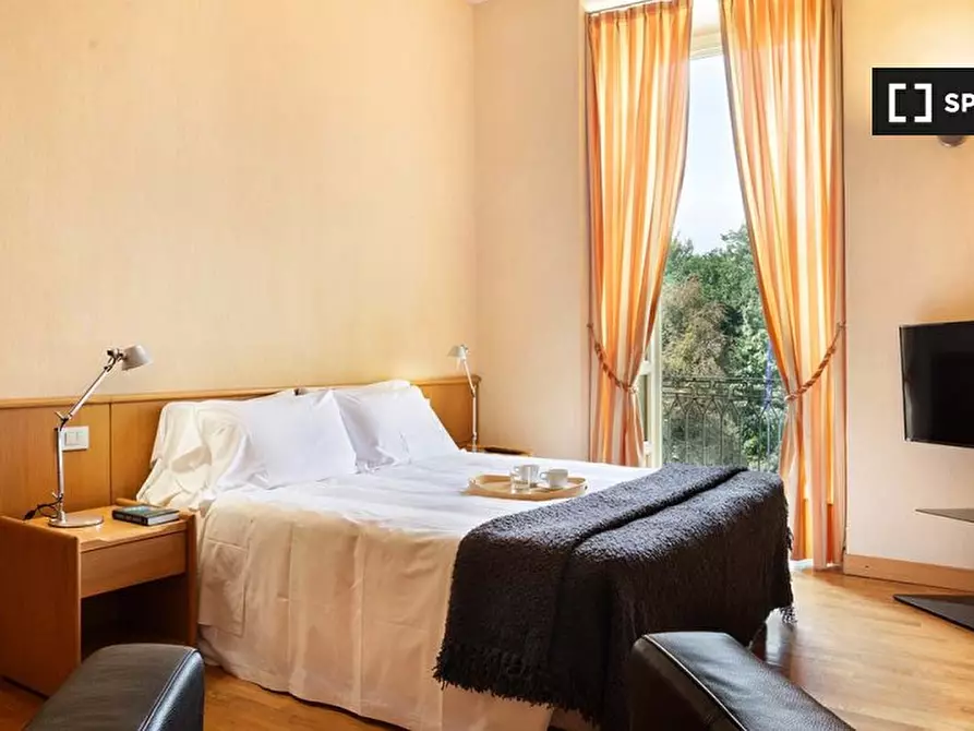 Immagine 6 di Appartamento in affitto  in Piazza Carlo Felice a Torino