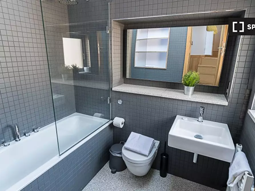 Immagine 7 di Appartamento in affitto  in Red Lion St a Camden Town