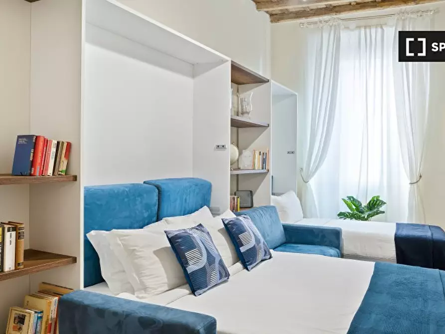 Immagine 11 di Appartamento in affitto  in Vicolo del Cinque a Roma