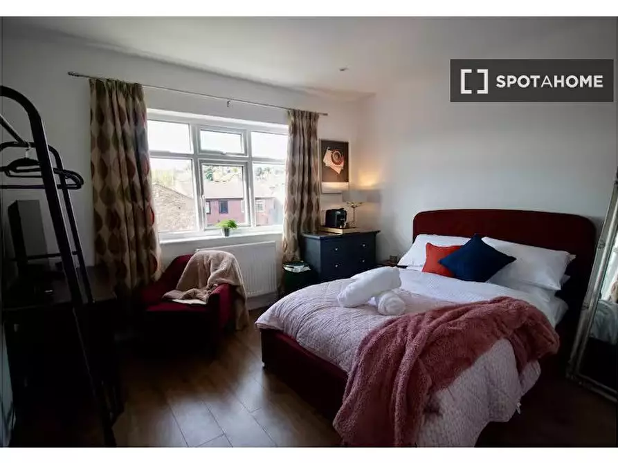 Immagine 3 di Camera condivisa in affitto  in Burgass Rd a 