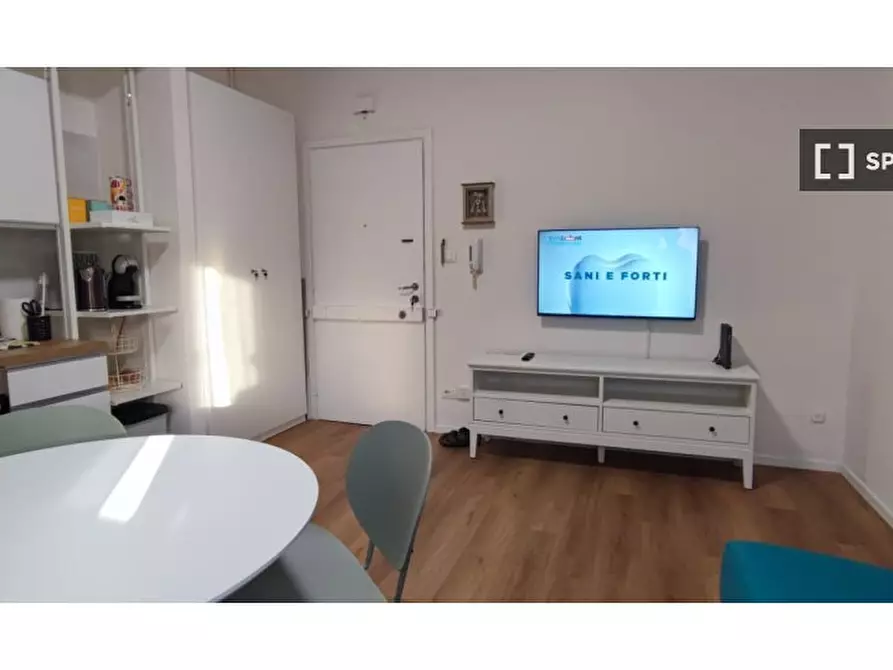 Immagine 4 di Appartamento in affitto  in Galleria II Agosto a Bologna