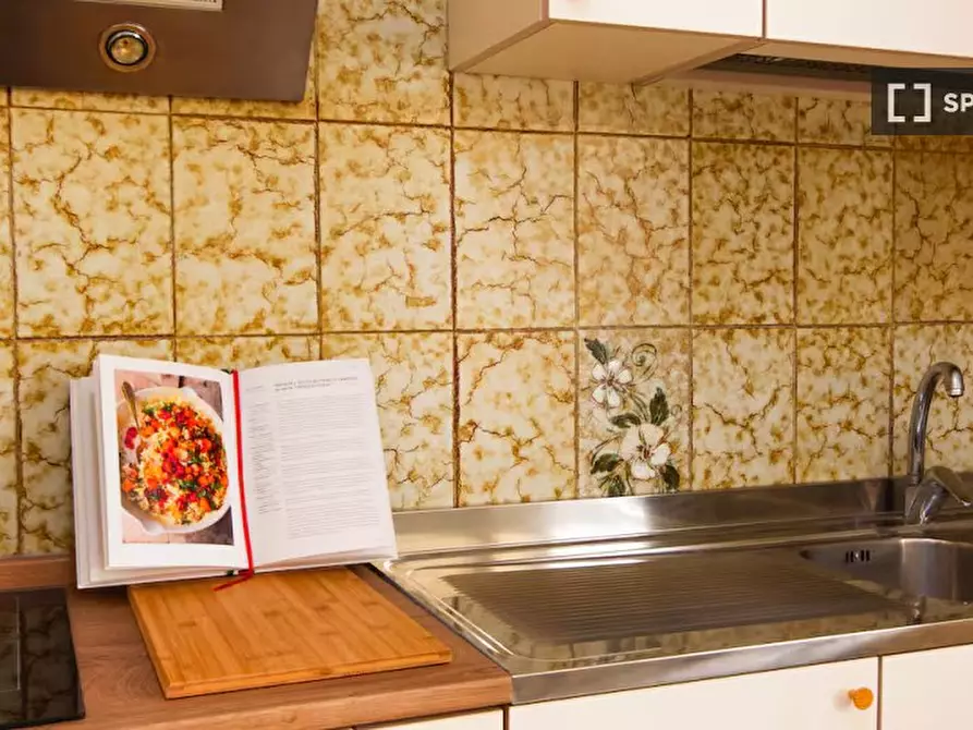 Immagine 11 di Appartamento in affitto  in Via Calpurnio Pisone a Roma