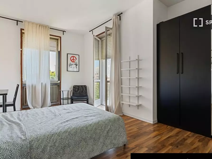 Immagine 3 di Camera condivisa in affitto  in Corso Di Porta Romana/A a Milano