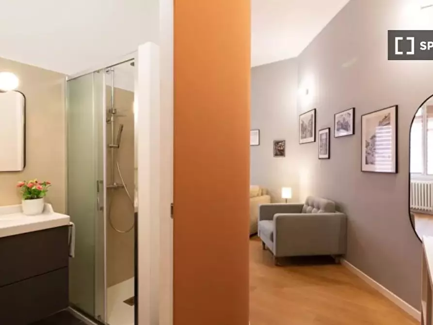 Immagine 8 di Appartamento in affitto  in Via Lario a Milano