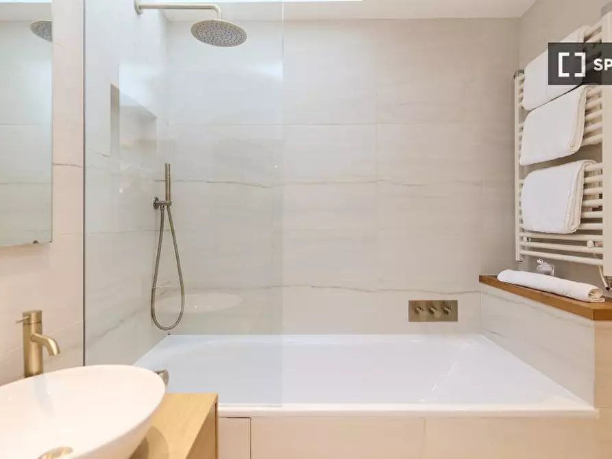 Immagine 19 di Appartamento in affitto  in Crowntree Mews a Barnet
