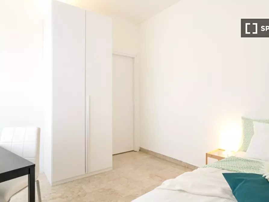 Immagine 4 di Camera condivisa in affitto  in Piazza Bolivar a Milano