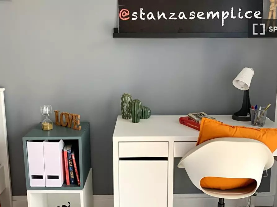 Immagine 5 di Camera condivisa in affitto  in Corso Peschiera n. a Torino