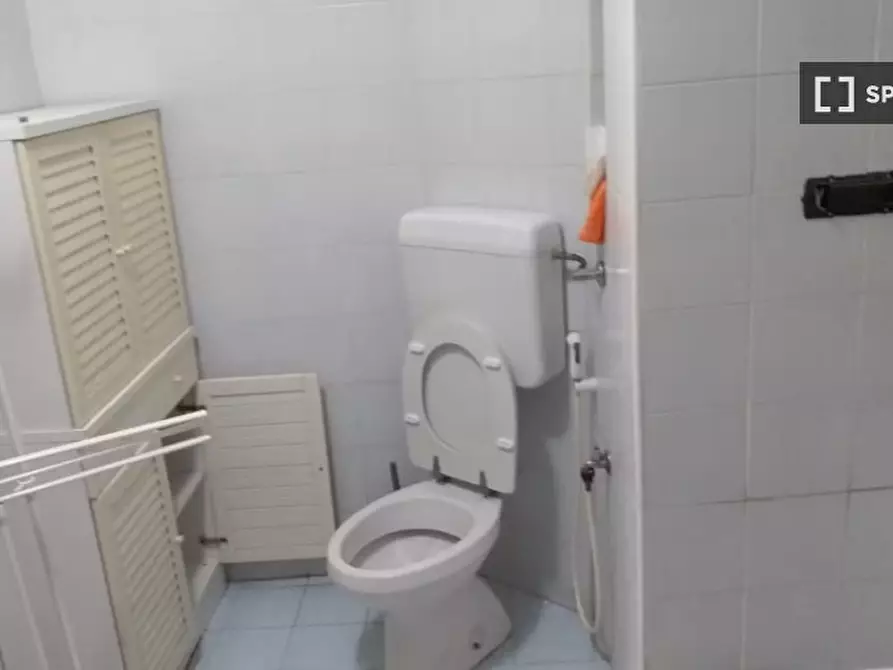 Immagine 3 di Camera condivisa in affitto  in Via Ventaglieri a Napoli