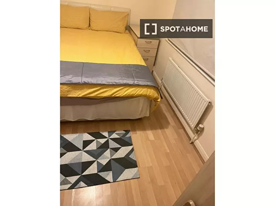 Immagine 2 di Camera condivisa in affitto  in Tollgate Dr a Hillingdon