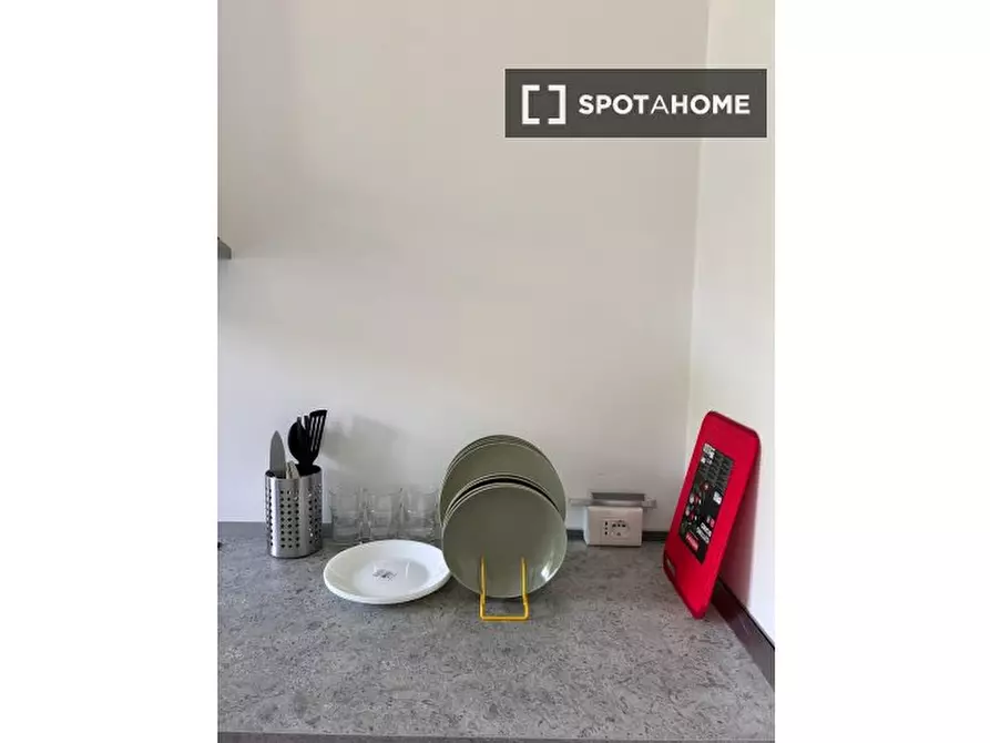 Immagine 18 di Camera condivisa in affitto  in del Risorgimento/a a Brescia