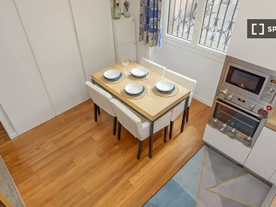 Immagine 17 di Ufficio in affitto  in Via Edmondo de Amicis a Milano