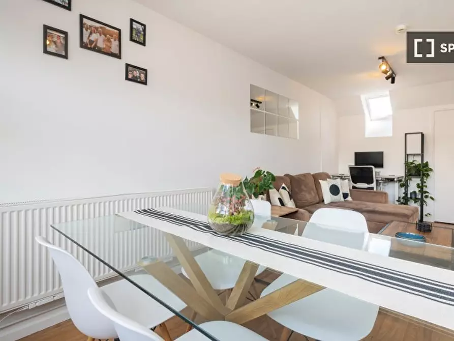 Immagine 8 di Appartamento in affitto  in Vulcan Way a Islington