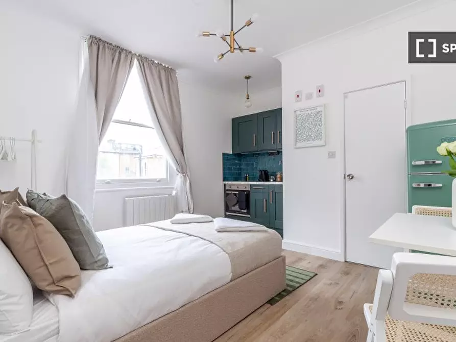 Immagine 3 di Ufficio in affitto  in Finsbury Park Rd a Hackney