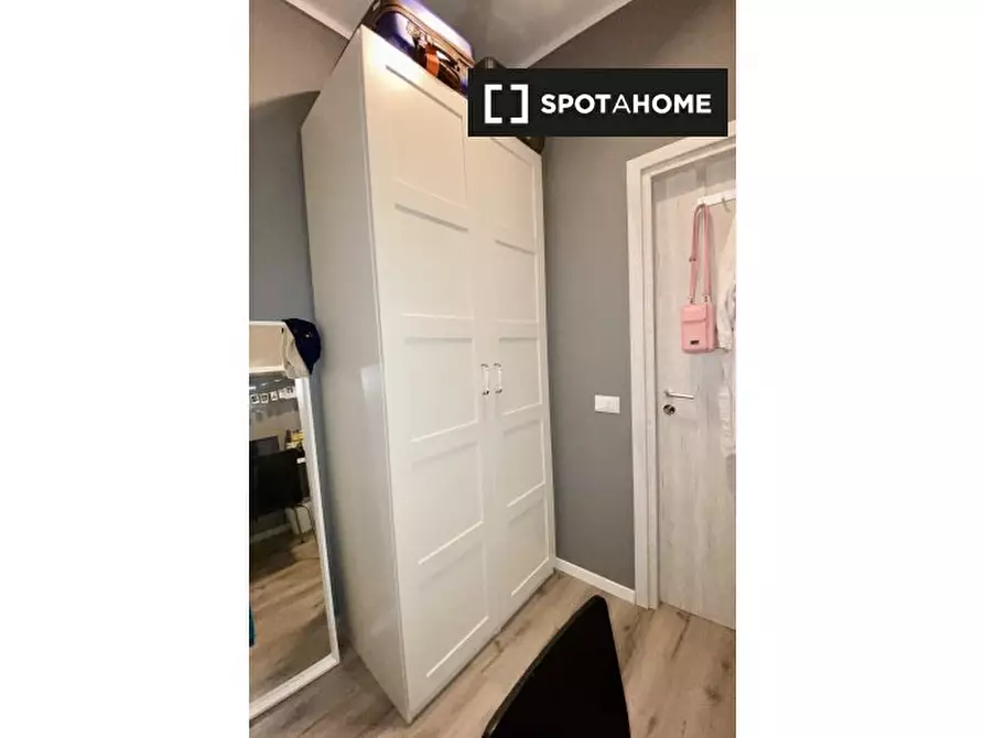 Immagine 9 di Camera condivisa in affitto  in Via Malta a Roma