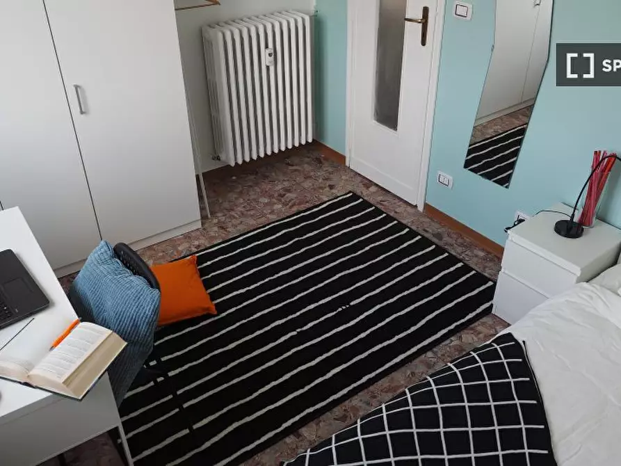 Immagine 12 di Camera condivisa in affitto  in Via Gian Domenico Cassini a Torino