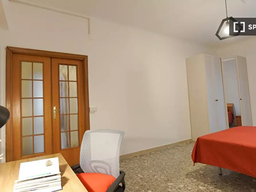 Immagine 4 di Camera condivisa in affitto  in Bognar a Pozzuoli