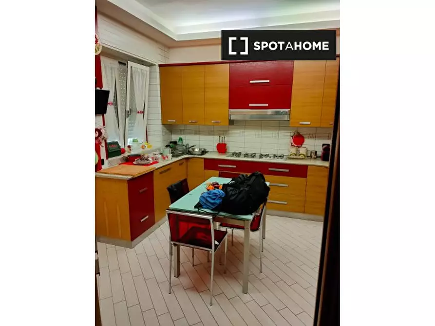 Immagine 3 di Camera condivisa in affitto  in Via Giudice Guglielmo a Cagliari