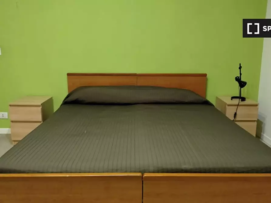 Immagine 4 di Camera condivisa in affitto  in Via Ugolino Cavalcabò a Roma