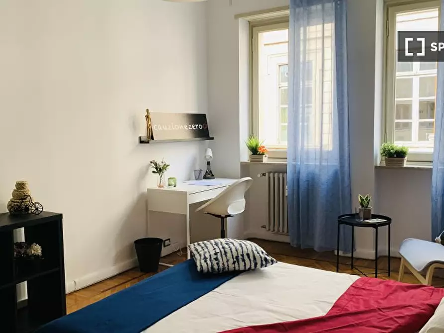 Immagine 3 di Camera condivisa in affitto  in Via Sant'Agostino n. a Torino