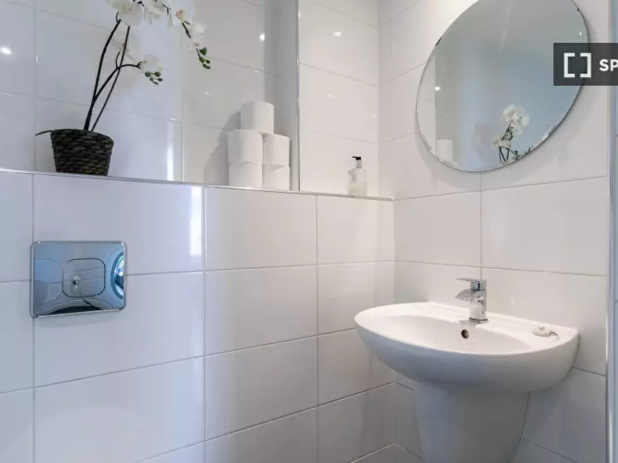 Immagine 16 di Appartamento in affitto  in Apartment a Kensington