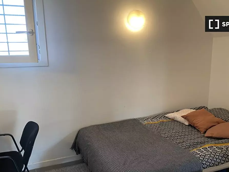 Immagine 8 di Camera condivisa in affitto  in Via di Carcaricola a Roma