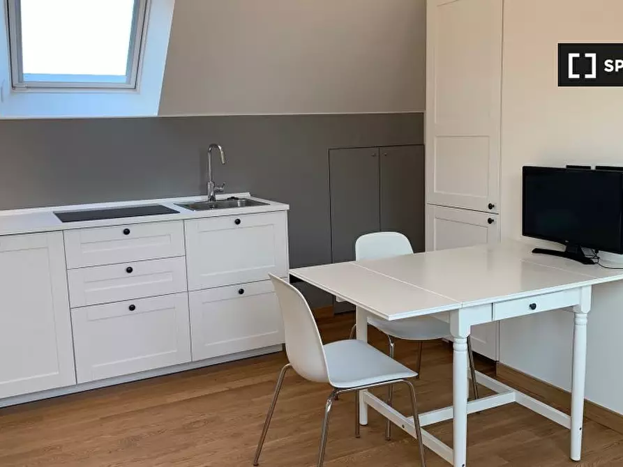 Immagine 5 di Ufficio in affitto  in Via Simone Stratico a Milano