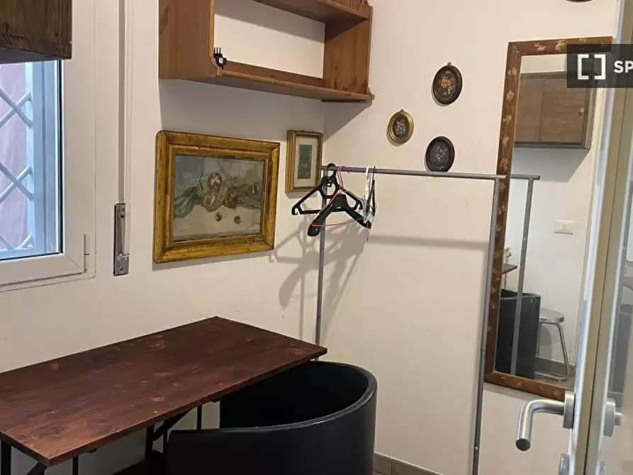 Immagine 12 di Appartamento in affitto  in Viale dell'Acquedotto Alessandrino a Roma