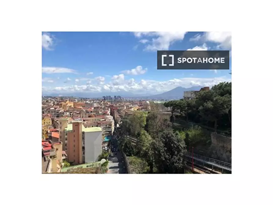 Immagine 8 di Appartamento in affitto  in C.so Vittorio Emanuele a Napoli