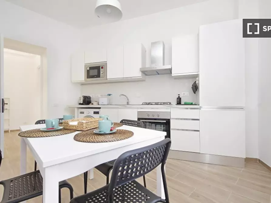 Immagine 12 di Appartamento in affitto  in Via Lorenzo il Magnifico a Roma