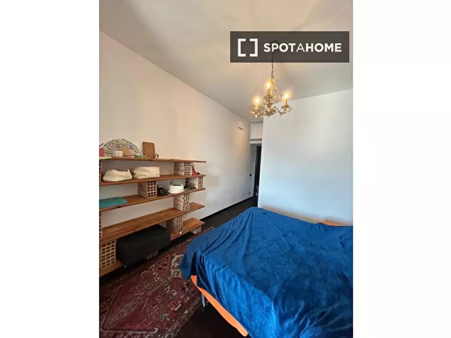 Immagine 3 di Camera condivisa in affitto  in Via Antonio Gramsci a Castel Gandolfo