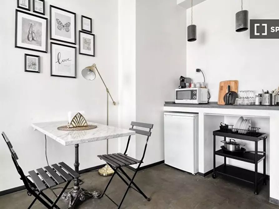 Immagine 6 di Appartamento in affitto  in Via Giovanni Battista Sammartini a Milano