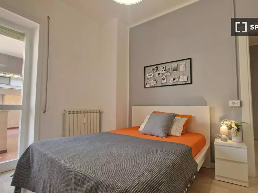 Immagine 6 di Camera condivisa in affitto  in Lungotevere di Pietra Papa a Roma