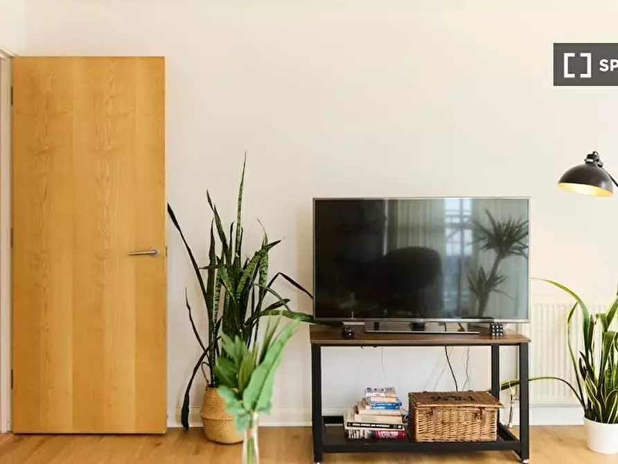 Immagine 8 di Appartamento in affitto  in Queensland Road a Islington