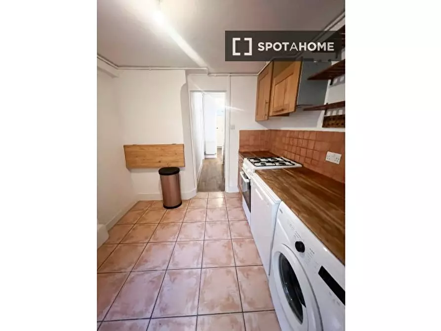 Immagine 8 di Camera condivisa in affitto  in Shannon Grove a Lambeth