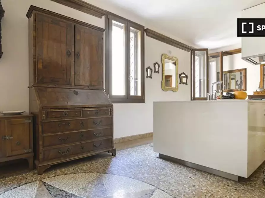 Immagine 9 di Appartamento in affitto  in Via Guerrazzi a Bologna