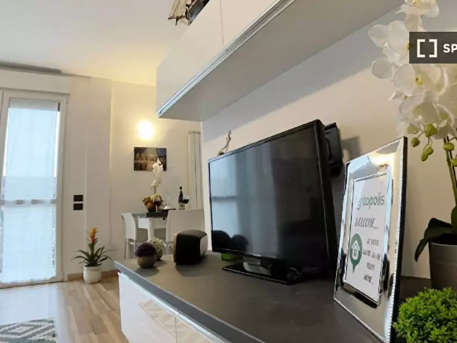 Immagine 3 di Appartamento in affitto  in Via Giuseppe Candiani a Milano