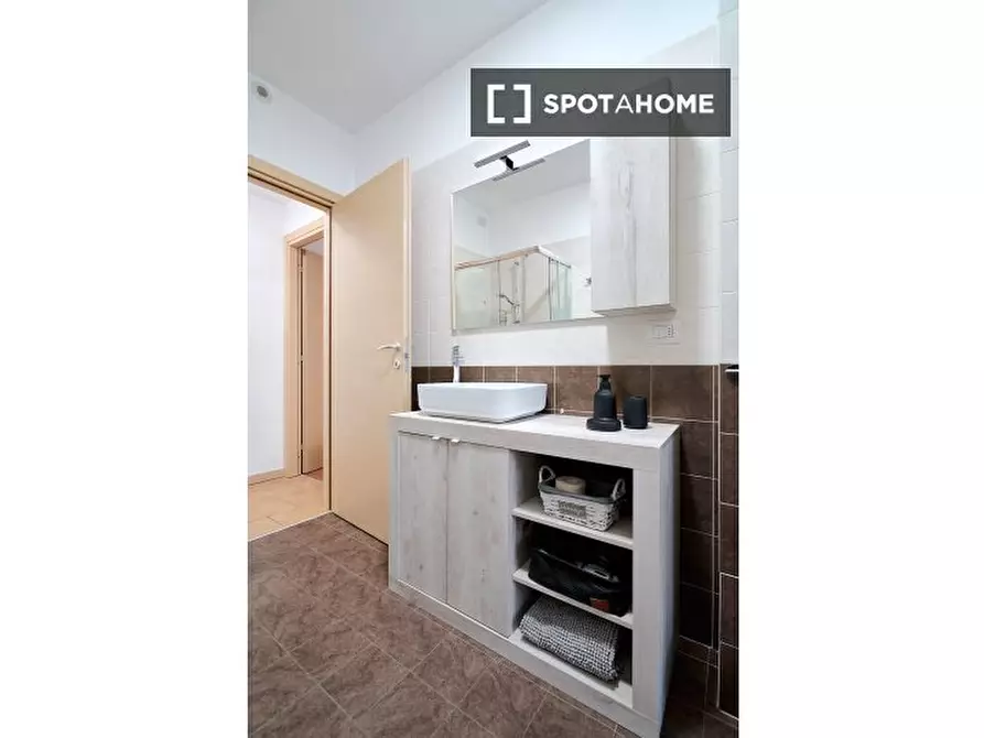 Immagine 8 di Appartamento in affitto  in Via Gargano a Milano