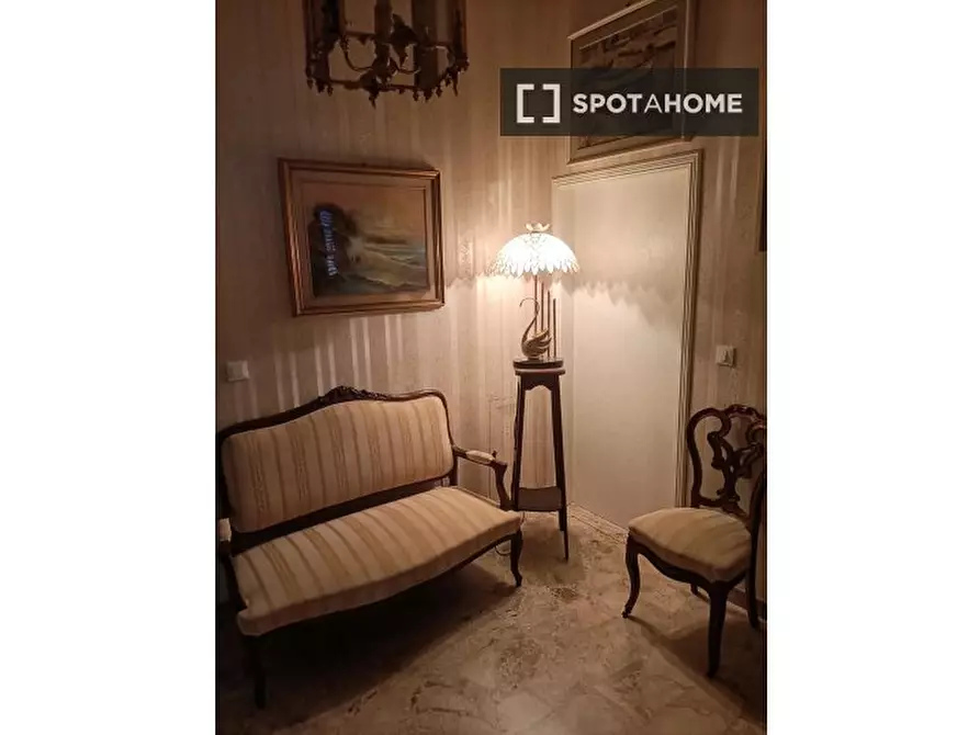Immagine 2 di Appartamento in affitto  in Via Palestro a Firenze