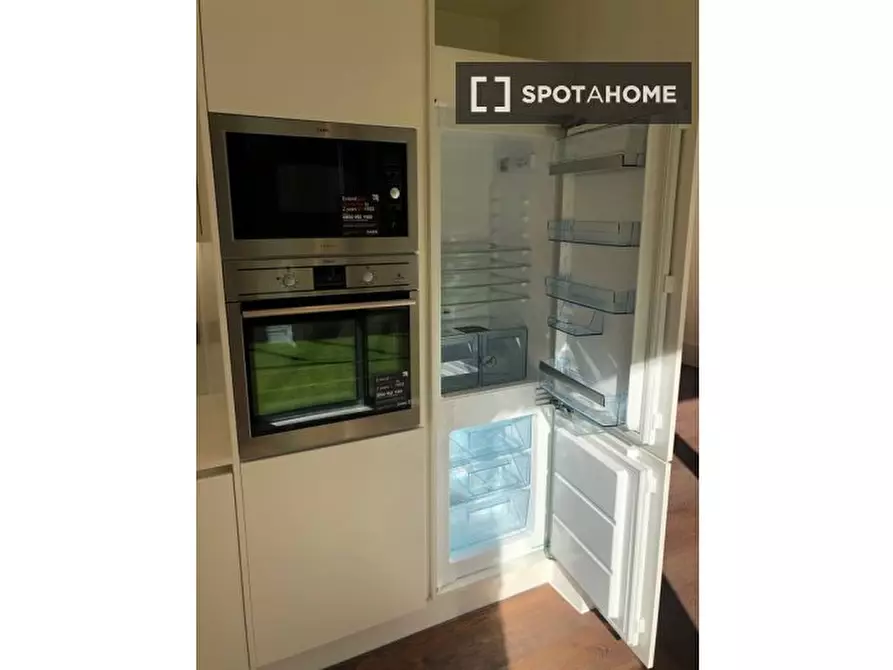 Immagine 3 di Ufficio in affitto  in Palmers Rd a Poplar