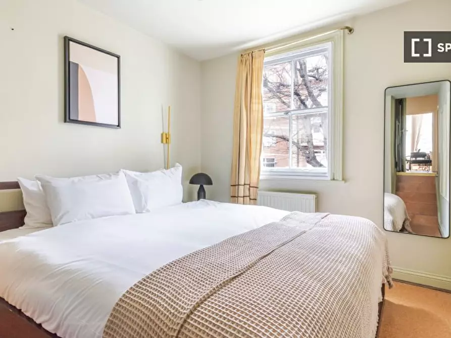 Immagine 12 di Appartamento in affitto  in Edith Grove a Kensington
