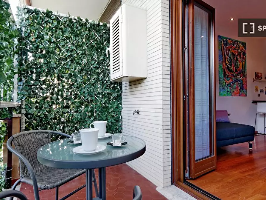 Immagine 2 di Ufficio in affitto  in Viale del Tintoretto a Roma