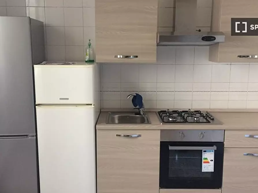 Immagine 5 di Camera condivisa in affitto  in Via Ingurtosu n a Cagliari