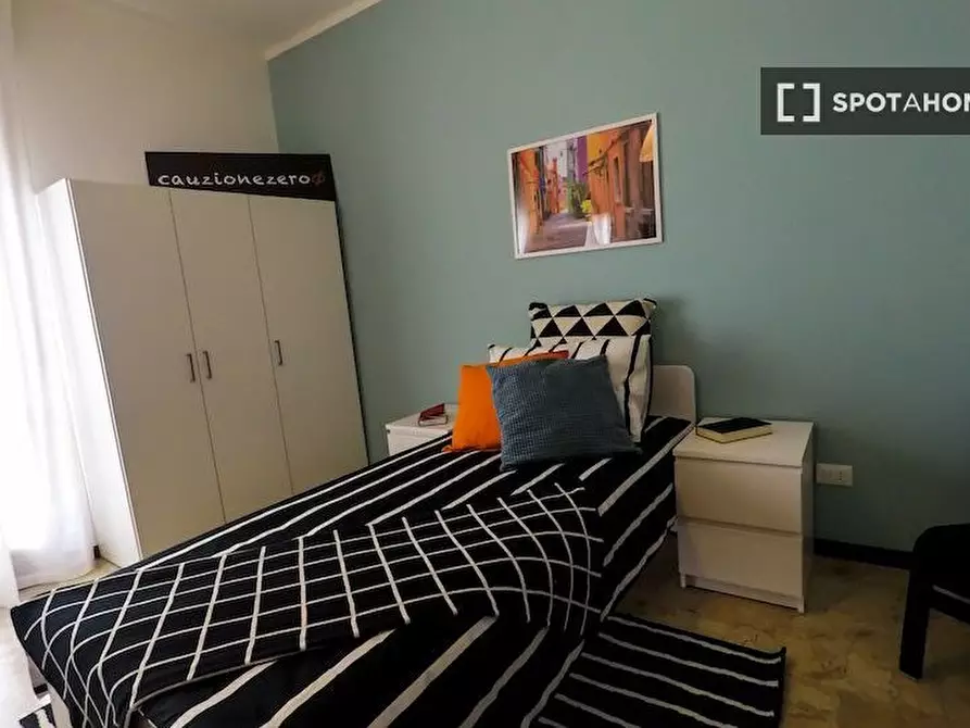 Immagine 5 di Camera condivisa in affitto  in Bligny a Brescia