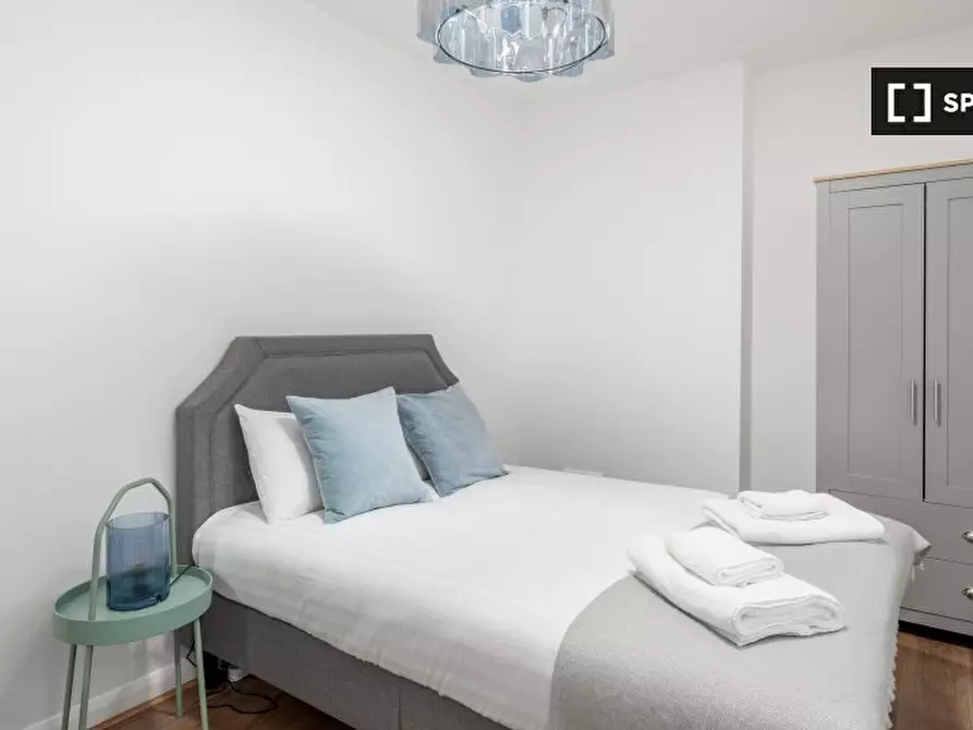 Immagine 14 di Appartamento in affitto  in Goulston St a Poplar